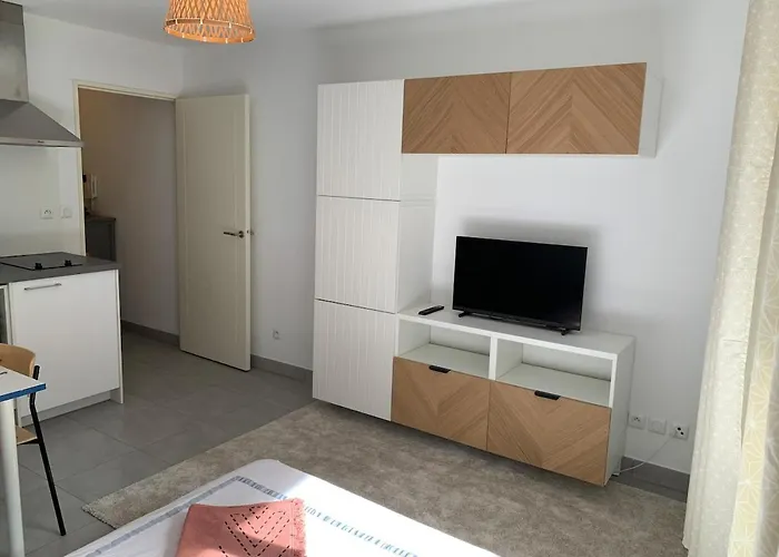 Joli Studio, Quartier Du Port * نيس